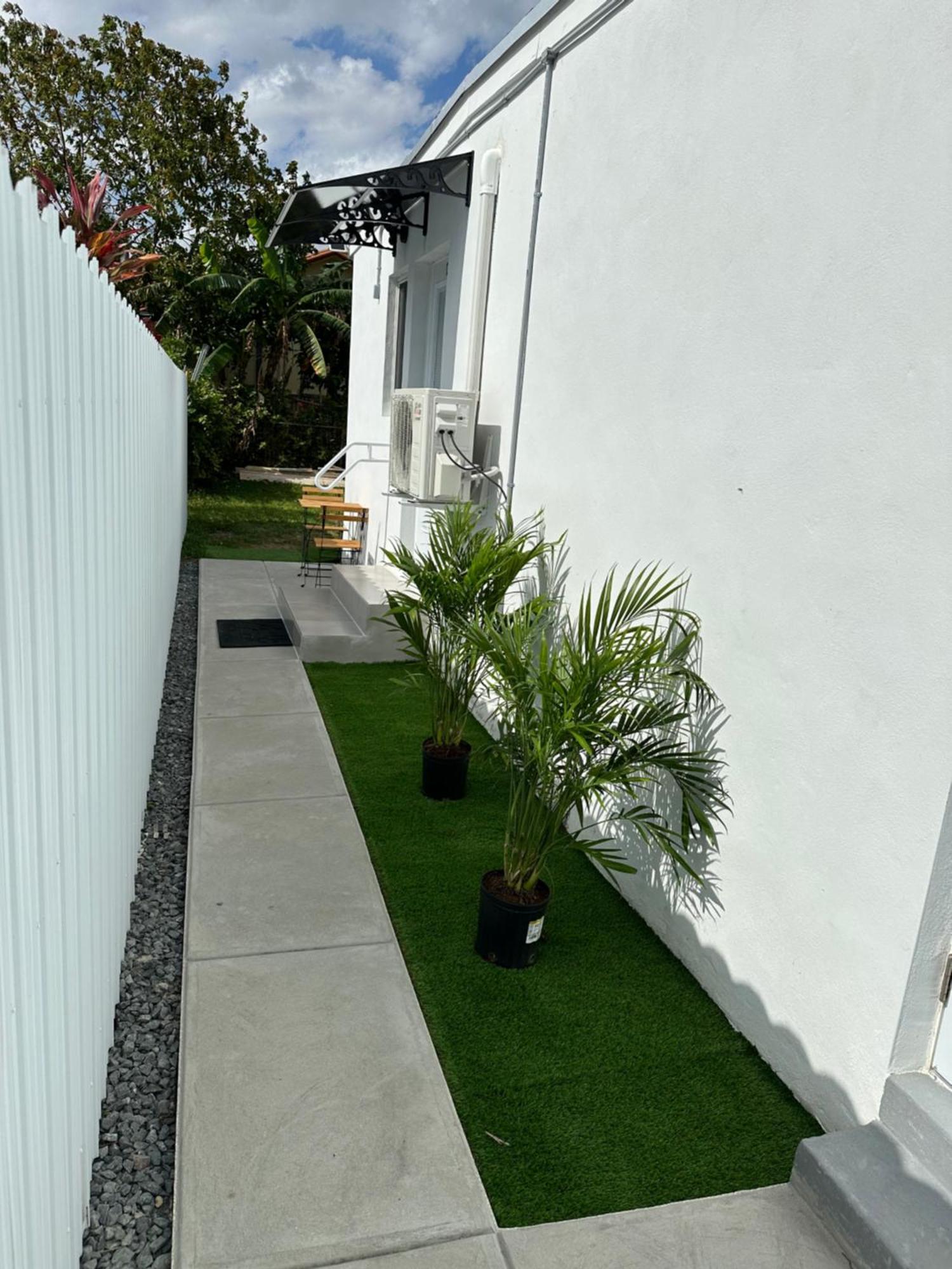 Lyz Miami Airport Apartment ภายนอก รูปภาพ