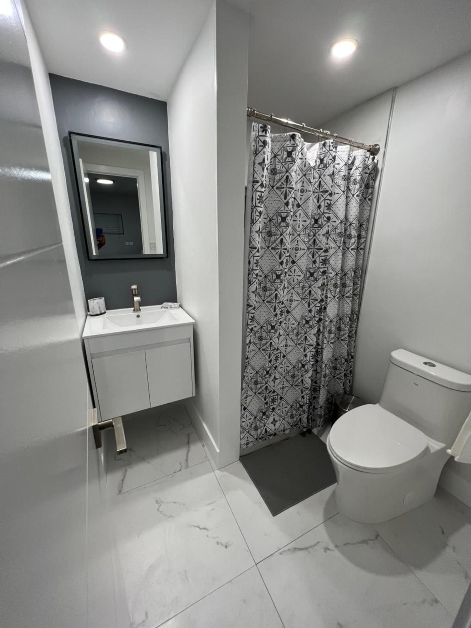 Lyz Miami Airport Apartment ภายนอก รูปภาพ